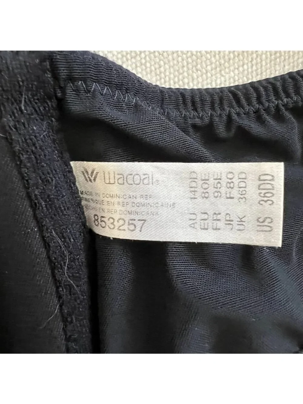 Wacoal Lace Impression Front Close Racerback T-Shirt Bra Sz 36DD EUC Comfortable - Picture 6 of 7